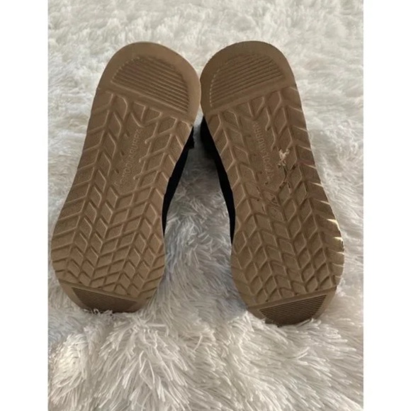 Koolaburra black water resistant plattform boots size 5/35 - Picture 7 of 10